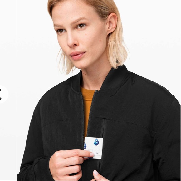 Lululemon jacket - Picture 5 of 9